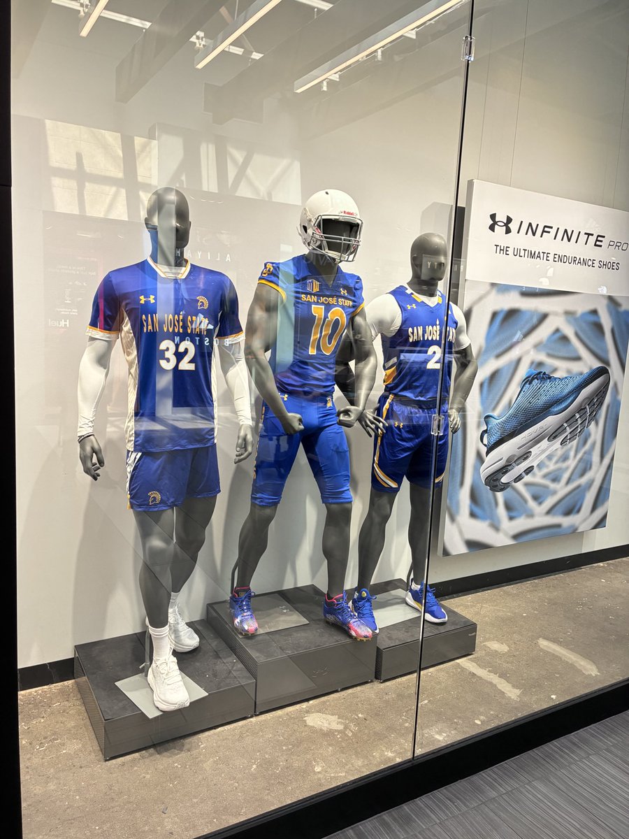 San Jose State Football EQ (@sjsu_fbeq) on Twitter photo Under Armour store at the Great Mall representing San Jose State Athletics!
#AllSprtans
<a href="/UnderArmour/">Under Armour</a> <a href="/UAFootball/">Under Armour FTBL</a> <a href="/UATeamAmico/">Tommy Amico</a> Under Armour store at the Great Mall representing San Jose State Athletics!
#AllSprtans
<a href="/UnderArmour/">Under Armour</a> <a href="/UAFootball/">Under Armour FTBL</a> <a href="/UATeamAmico/">Tommy Amico</a>