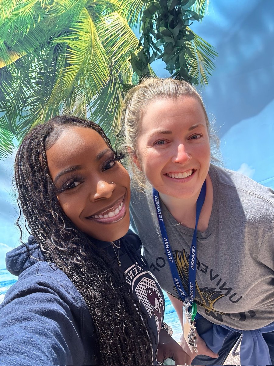 Grillin  &amp; chillin for Teacher Appreciation Week! 🍔🔥 Ms. Gonzalez &amp; @JCooks_9 didn’t just show up, they showed out on the grill and brought the sizzle! Thanks for flippin our day just right! 👩‍🍳👨‍🍳 Big thanks to all who made it happen! #TeacherAppreciationWeek2025 <a href="/Aliefsneed/">Sneed Elementary</a>