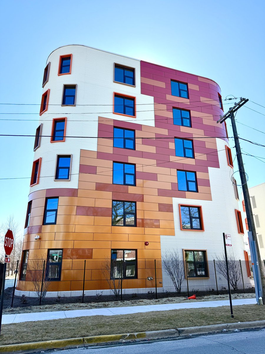 POV:  You’re a Chicagoan about to borrow at 5% so that the Mayor can lend taxpayer money out to his cronies at 2% so that they can spend $800K per unit (if we’re lucky) to build a beauty like this