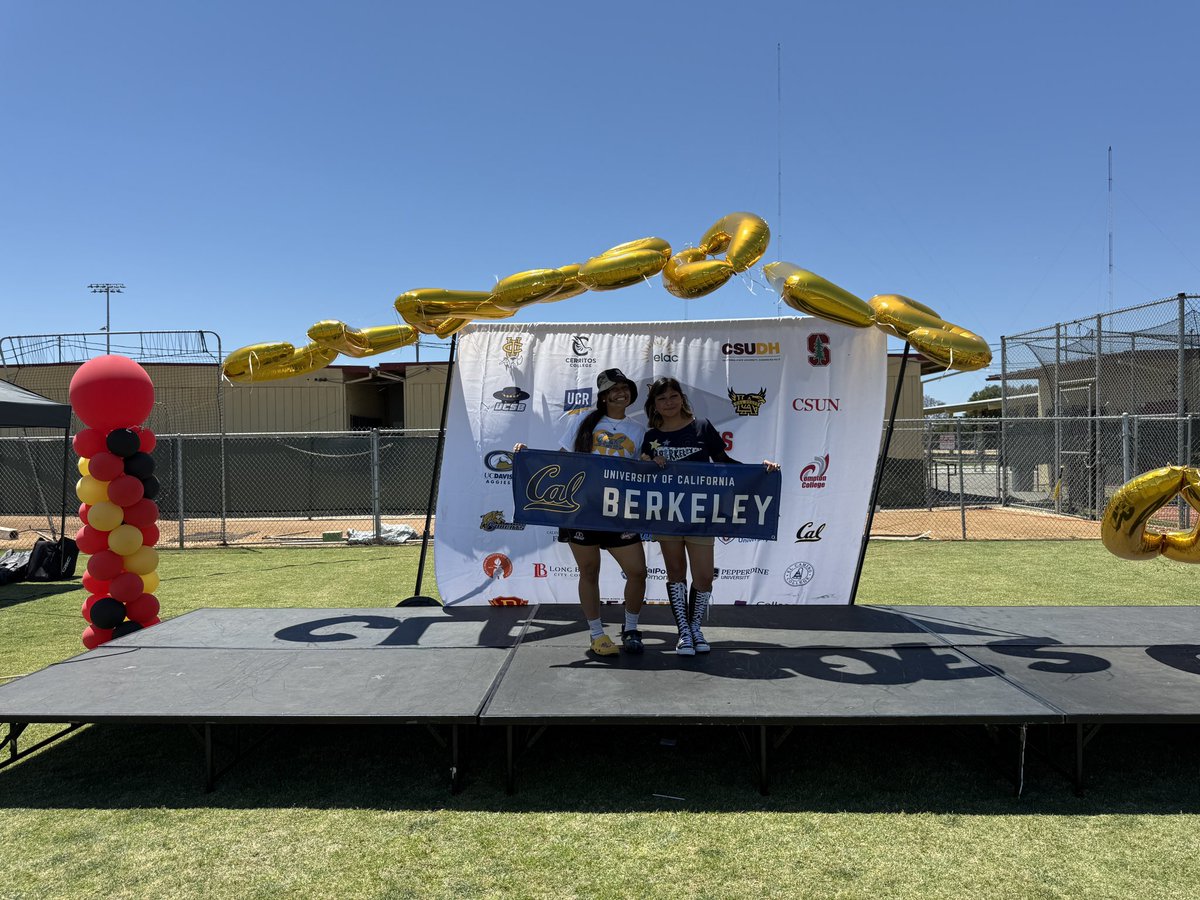 Compton Unified (@comptonunified) on Twitter photo 🎓✨ Dominguez Seniors College Bound & Proud! 🎉
Today, over 300 seniors at <a href="/DominguezHSDons/">Dominguez High School</a> declared their next steps at an unforgettable Decision Day Celebration - selecting more than 30 amazing colleges from across CA! 🙌🏽💙💛
#ComptonUnified #collegebound #decisionday 🎓✨ Dominguez Seniors College Bound & Proud! 🎉
Today, over 300 seniors at <a href="/DominguezHSDons/">Dominguez High School</a> declared their next steps at an unforgettable Decision Day Celebration - selecting more than 30 amazing colleges from across CA! 🙌🏽💙💛
#ComptonUnified #collegebound #decisionday