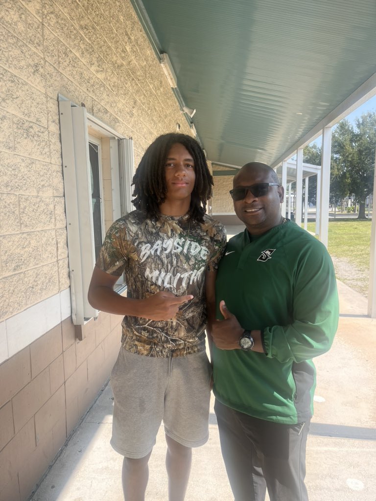 Thank you <a href="/AtifAustin/">Coach Austin</a>  for taking the time to talk to me today big things coming spring!!! <a href="/CoachMiller53/">Billy Miller</a> <a href="/BaysideBears1/">Bayside Bears Football (Palm Bay, FL)</a>