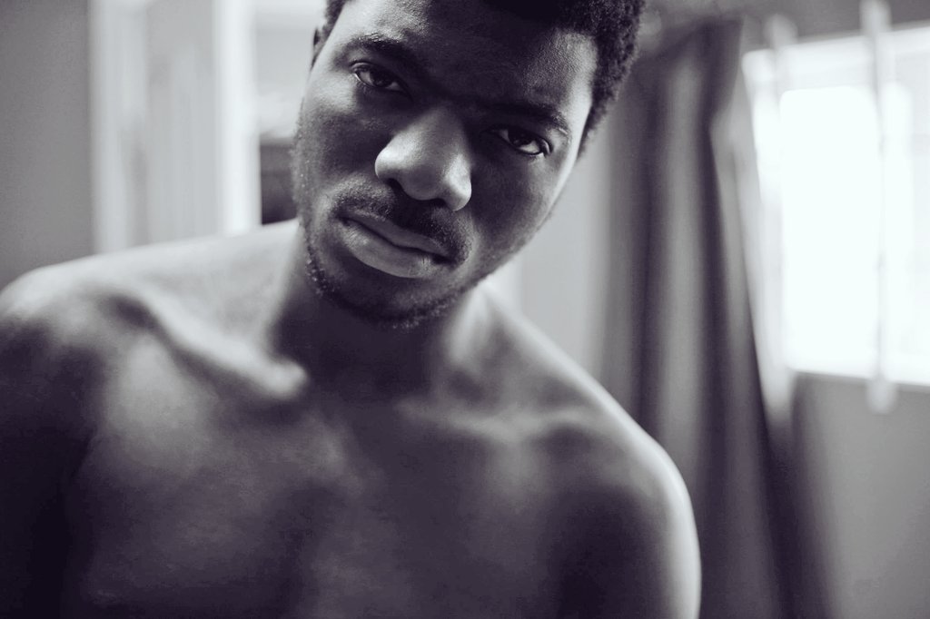 danielsardonyx's tweet image. Joy don see jamb result 😂 Faith dey fear check her own 😂😂💔 .........