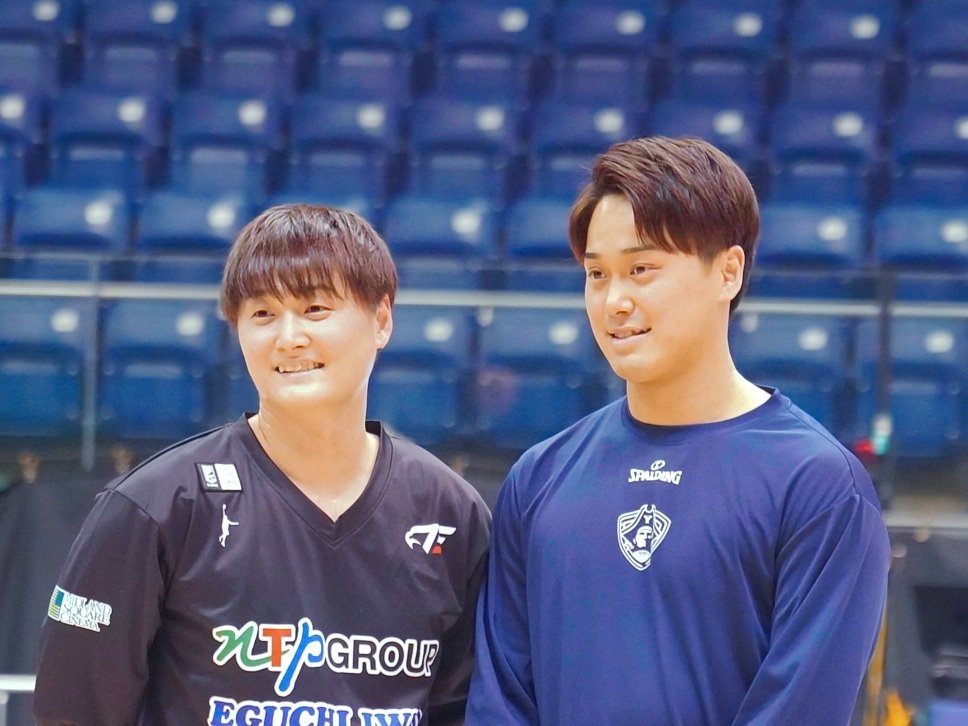 Y_lets_go's tweet photo. チームが苦しい時に横浜に来てくれてありがとう。プレータイムが伸びない中でも出れば必ず爪痕を残すような強い気持ちが最高でした。願わくばまたいつか横浜で。
#笹山陸
#gobcor
#ビーコル https://t.co/q6i3Mg4zsx
