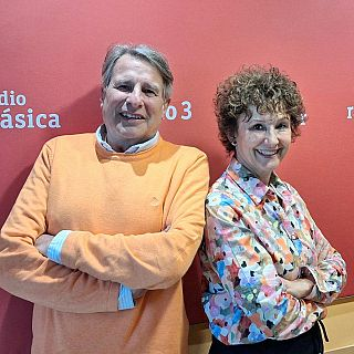 SCPediatria (@scped) on Twitter photo 🎙️"Consulta amb el pediatre: Novetats en el calendari de visites dels nostres fills/es". Entrevista als pediatres Pepe Serrano <a href="/PepePediatre/">Pepe Serrano #Vacúnate 🙏</a> i <a href="/GatellAnna/">Anna Gatell</a> al programa <a href="/Lletra_Lligada/">Lletra Lligada</a> de <a href="/radio4_rne/">radio4_rne</a>
🔗cutt.ly/BrlNYUvk 🎙️"Consulta amb el pediatre: Novetats en el calendari de visites dels nostres fills/es". Entrevista als pediatres Pepe Serrano <a href="/PepePediatre/">Pepe Serrano #Vacúnate 🙏</a> i <a href="/GatellAnna/">Anna Gatell</a> al programa <a href="/Lletra_Lligada/">Lletra Lligada</a> de <a href="/radio4_rne/">radio4_rne</a>
🔗cutt.ly/BrlNYUvk