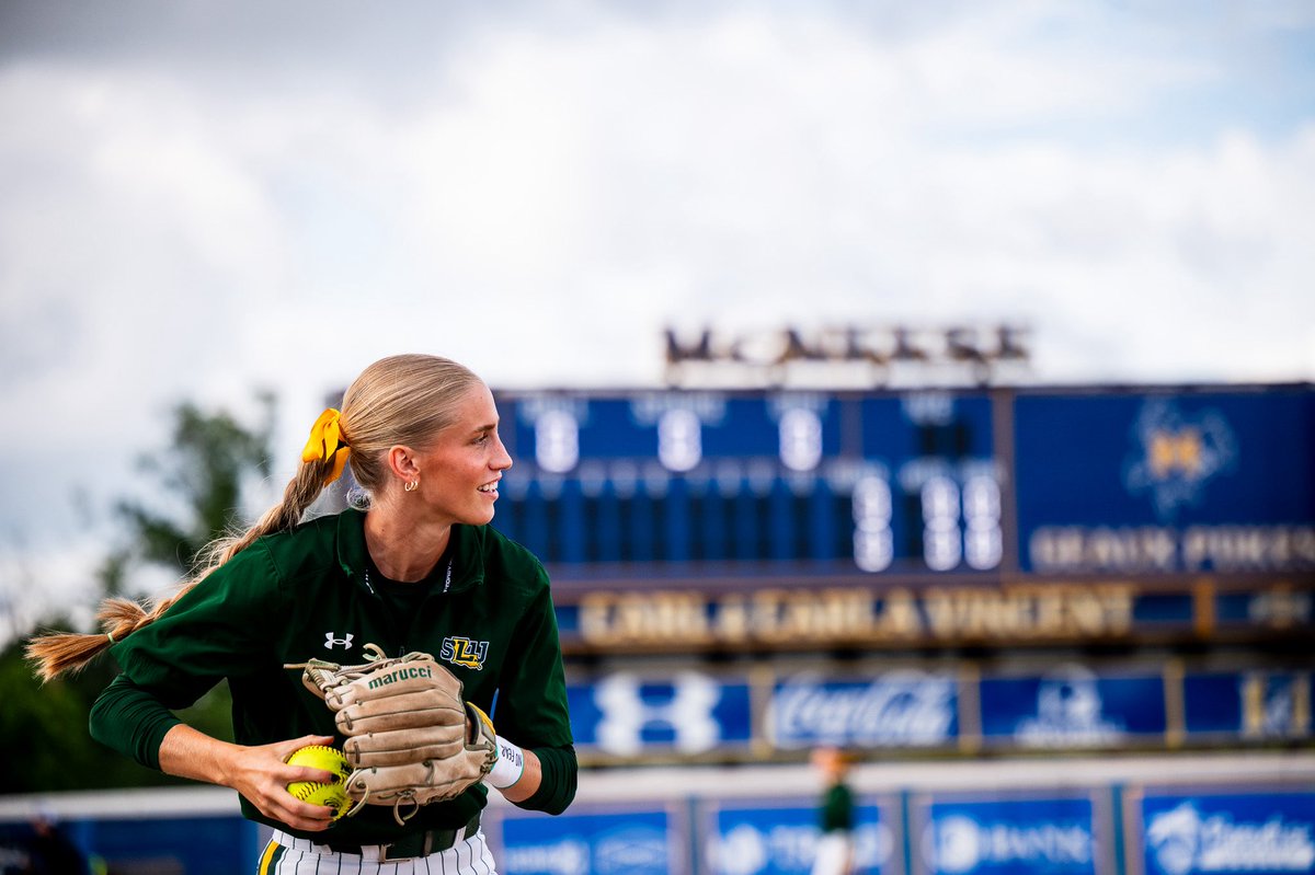 Southeastern Softball (@lionupsoftball) on Twitter photo Game 2 : the vibes are vibing ✌🏼
#LionUp Game 2 : the vibes are vibing ✌🏼
#LionUp