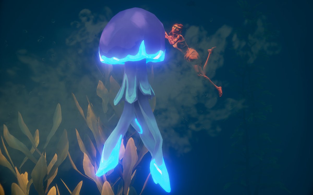 The Luminous Giant 🪼

#SoTShot <a href="/SeaOfThieves/">Sea of Thieves</a> #SeaOfThieves