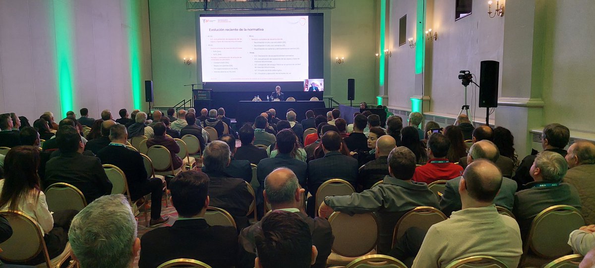 Juan M. Campana (@juanmcampana) on Twitter photo Ayer concluyeron en Cordoba 2 magníficas jornadas del Seminario 80° Aniversario de la Comisión Permanente del Asfalto. Gran convocatoria y disertantes. Muchas gracias a <a href="/MinSPcba/">Ministerio de Infraestructura y Servicios Públicos</a> y <a href="/CamdelasSierras/">Caminos de las Sierras</a> por su hospitalidad, apoyo e interesante participación técnica. <a href="/CPAsfalto/">cpasfalto</a> Ayer concluyeron en Cordoba 2 magníficas jornadas del Seminario 80° Aniversario de la Comisión Permanente del Asfalto. Gran convocatoria y disertantes. Muchas gracias a <a href="/MinSPcba/">Ministerio de Infraestructura y Servicios Públicos</a> y <a href="/CamdelasSierras/">Caminos de las Sierras</a> por su hospitalidad, apoyo e interesante participación técnica. <a href="/CPAsfalto/">cpasfalto</a>