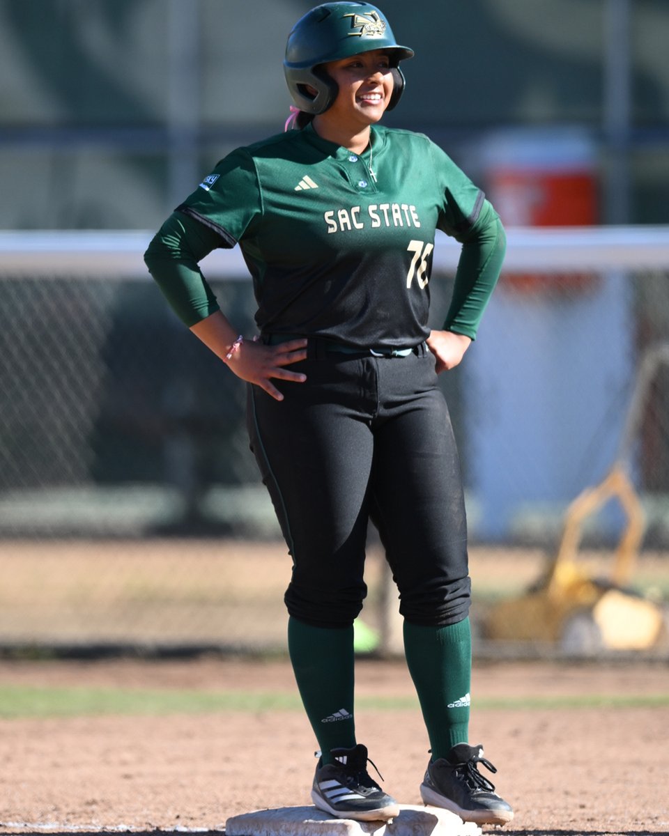 Sacramento State Softball (@sacstsoftball) on Twitter photo Barboza wrapped up an impressive 4-year career
• 164 games played
• Hit better than .280 in 3 of her 4 seasons
• Hit better than .300 on 2 occasions
• .291 career average with a .372 ob%
• 9 homers, 66 RBIs, 202 infield assists
• .308 career average with RISP
#StingersUp Barboza wrapped up an impressive 4-year career
• 164 games played
• Hit better than .280 in 3 of her 4 seasons
• Hit better than .300 on 2 occasions
• .291 career average with a .372 ob%
• 9 homers, 66 RBIs, 202 infield assists
• .308 career average with RISP
#StingersUp