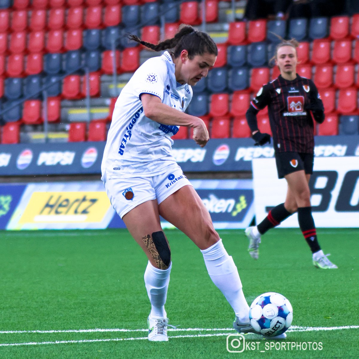 Myndir úr leik Víkings og Fram í Bestu Deild kvk 2025

flic.kr/s/aHBqjCdGKP 

<a href="/framiceland/">FRAM F.C.</a> <a href="/FRAMknattspyrna/">FRAM Reykjavík</a> <a href="/vikingurfc/">Víkingur</a> <a href="/bestadeildin/">Besta deildin</a>