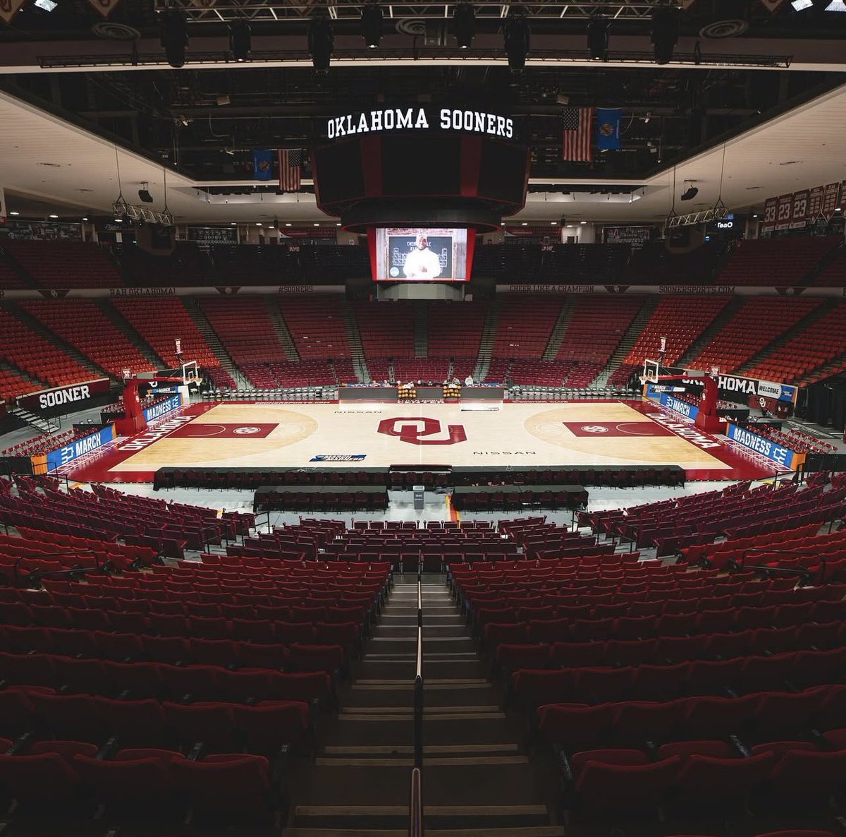 CoachADWilliams's tweet image. Blessed to say I have Accepted a Graduate Assistant position with University of Oklahoma women’s basketball team!! @OU_WBBall  LET’S WORK!!!🔴⚫️⚪️