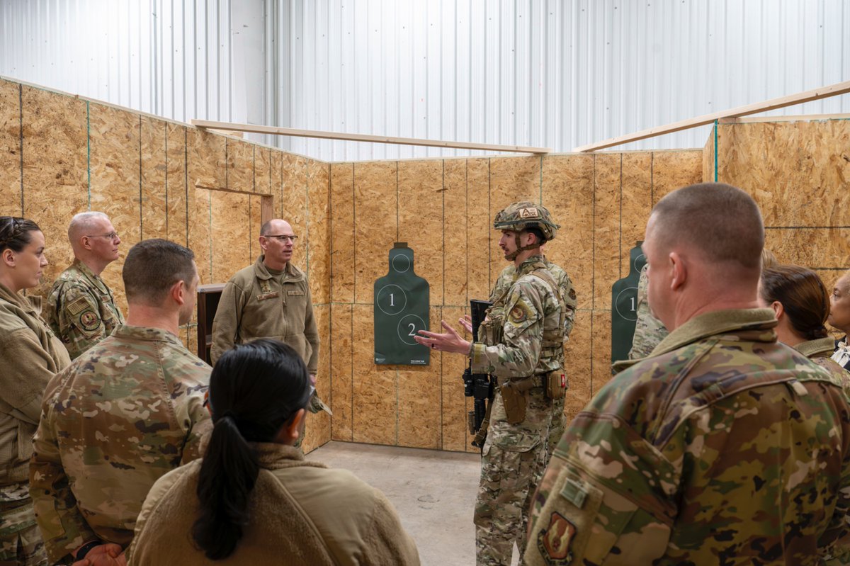 Team_Tinker's tweet image. National Police week, May 11-17, honors all who gave the ultimate sacrifice in the line of duty to protect their country. The 72nd Security Forces Squadron invites the #TeamTinker community to participate in events throughout the week. #TinkerStrong

tinker.af.mil/News/Article-D…