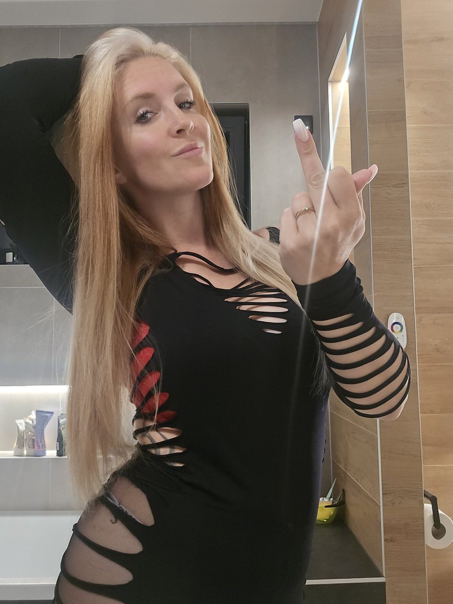 TrueYourGoddess's tweet photo. Schulden RTGAME mit und für Rüdi 

10/10/10
24h Laufzeit 
Kommentare ohne Limit!!!!

Haut alles rein was ihr könnt und hilft mir mit dieser Aktion, zusätzlich aus dem scheiß shadowban rauszukommen  !! https://t.co/MhJf03WDys
