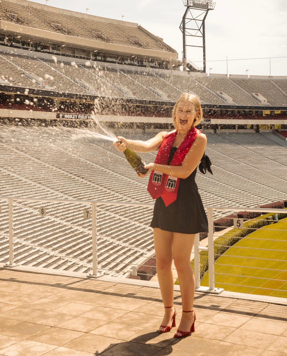 Fincksta's tweet image. DJ Berk #ugagrad