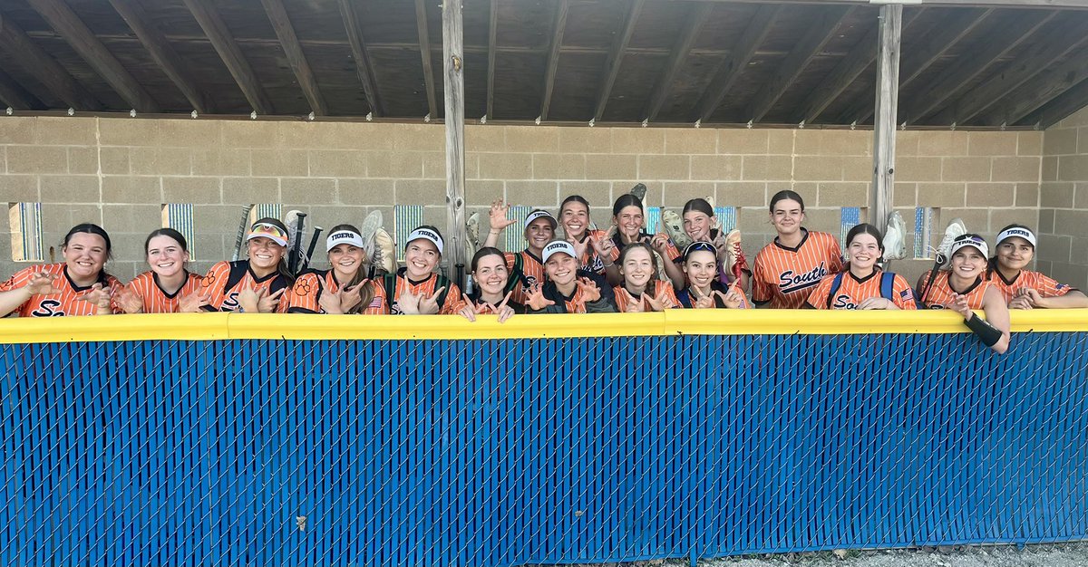WWS Tiger Softball (@wwssoftball2025) on Twitter photo These girls just beat WN 1-0 in 8 innings! <a href="/PresleyWright7/">Presley Wright</a> lights in ⭕️: 8 inn, 5 hits & 8K’s 🔥! <a href="/Becca_chaney09/">Becca Chaney</a> 2 hits-game winner in 8th w/2 outs to score Mease. Isabella Franzome w/diving catch in RF to end game! Mease robs HR in cf! Schulz solid in LF! Team W!!
<a href="/dhpreps/">Daily Herald Preps</a> These girls just beat WN 1-0 in 8 innings! <a href="/PresleyWright7/">Presley Wright</a> lights in ⭕️: 8 inn, 5 hits & 8K’s 🔥! <a href="/Becca_chaney09/">Becca Chaney</a> 2 hits-game winner in 8th w/2 outs to score Mease. Isabella Franzome w/diving catch in RF to end game! Mease robs HR in cf! Schulz solid in LF! Team W!!
<a href="/dhpreps/">Daily Herald Preps</a>