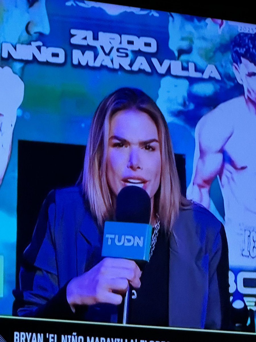 Si algo hay que aplaudirle a Televisa, es la inclusión de personas transgénero en sus transmisiones. 

👏🏼👏🏼👏🏼