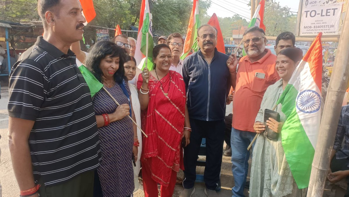 schaurasiabjp's tweet image. आज दीघा विधानसभा अंतर्गत वार्ड नं०-08  के पटेल नगर स्थित एनर्जी पार्क में भ्रमण कर आम जनों से मुलाकात की और पाकिस्तान के विरुद्ध ऑपरेशन सिंदूर एवं अन्य कार्रवाई हेतु भारतीय सेना और मा. प्रधानमंत्री जी का आभार प्रकट किया।