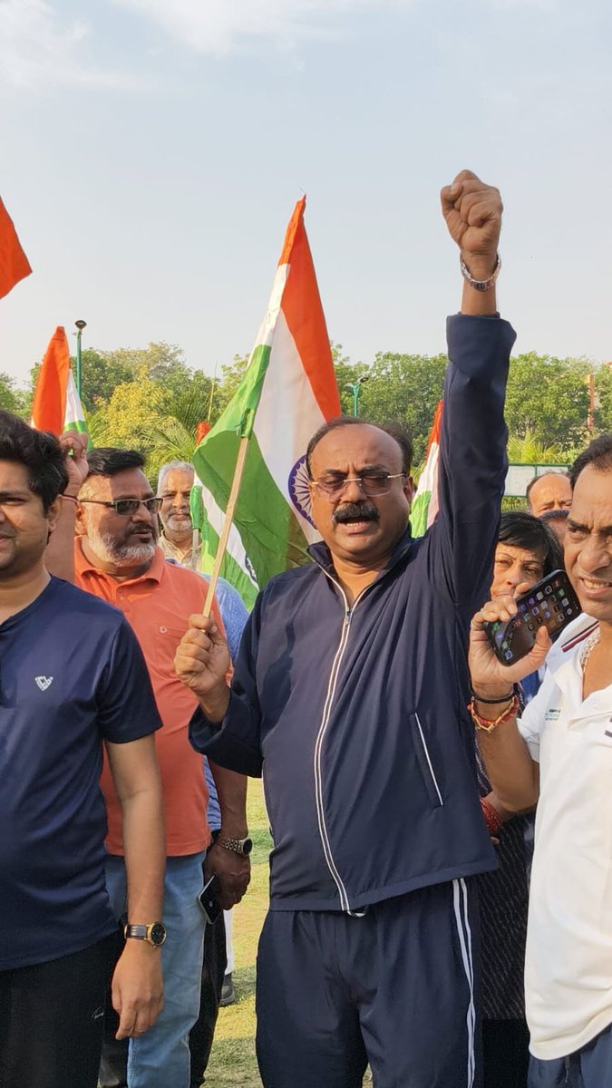 schaurasiabjp's tweet image. आज दीघा विधानसभा अंतर्गत वार्ड नं०-08  के पटेल नगर स्थित एनर्जी पार्क में भ्रमण कर आम जनों से मुलाकात की और पाकिस्तान के विरुद्ध ऑपरेशन सिंदूर एवं अन्य कार्रवाई हेतु भारतीय सेना और मा. प्रधानमंत्री जी का आभार प्रकट किया।