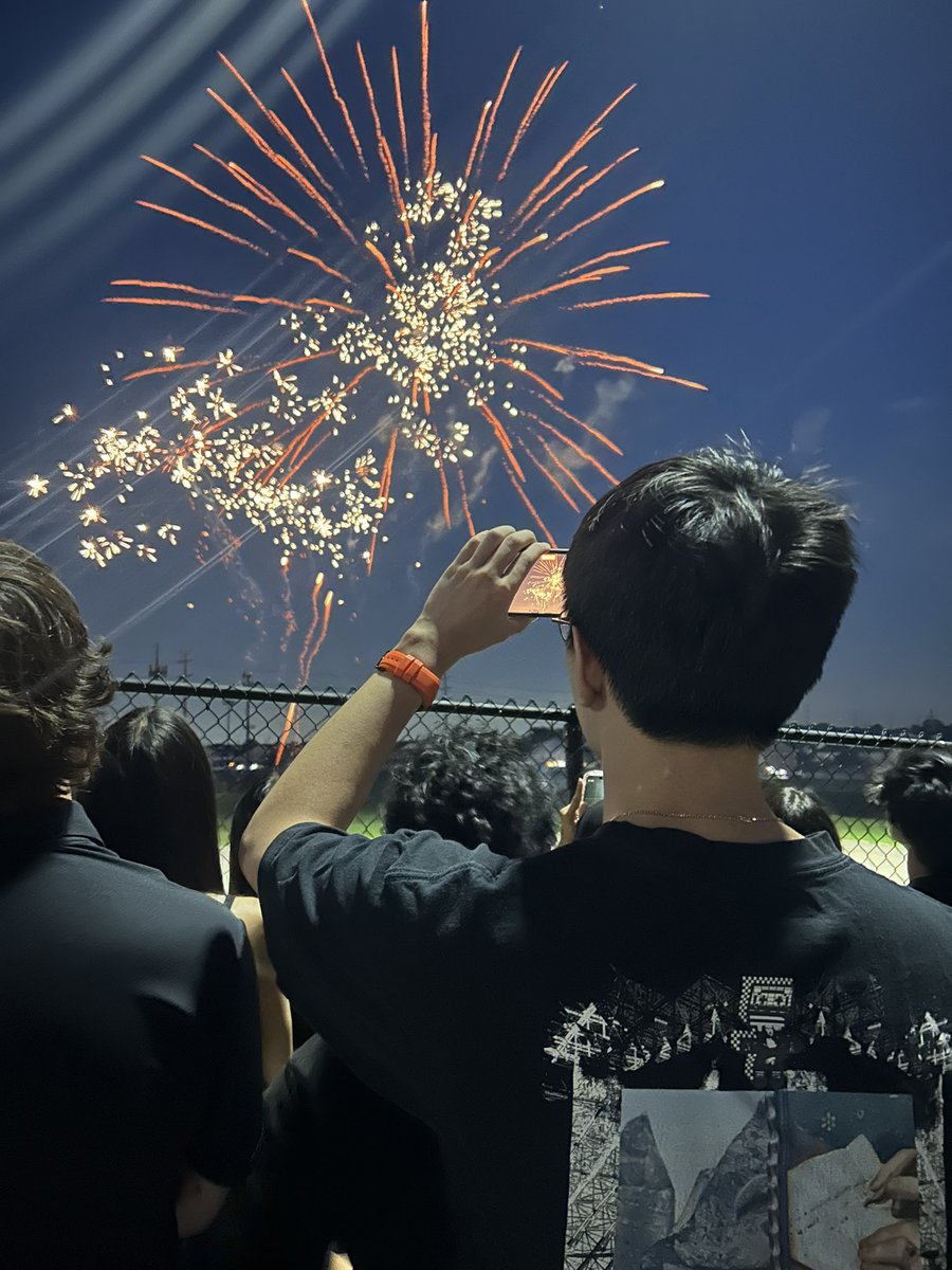 Tara Baker tweet media