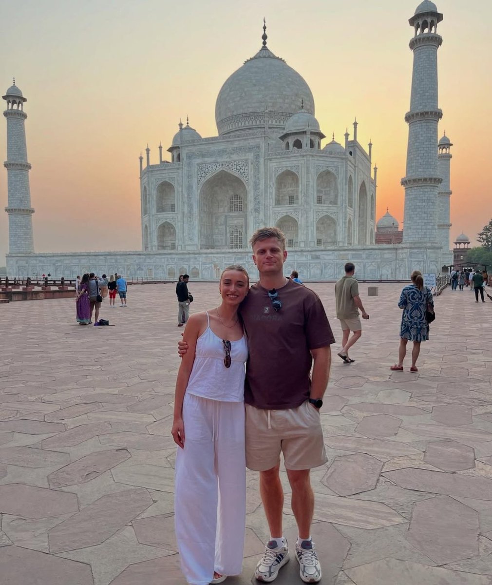 Mumbai Indians Star Ryan Rickelton visited Taj Mahal 💙