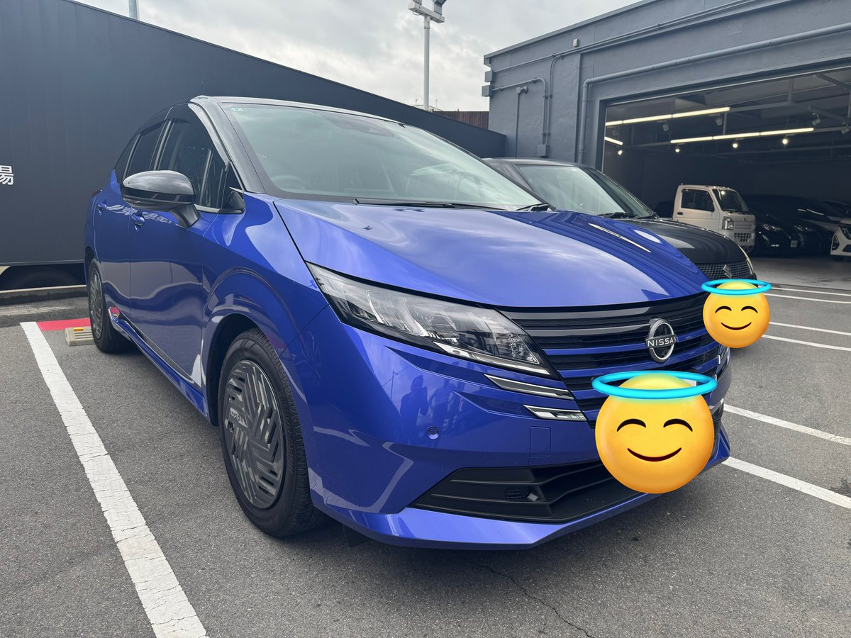 techu_techu_220's tweet image. 先月、スーパーに買い物に行くついでにこんなもの買っちゃいました！😆奥のSwiftくん、７年もいろんな思い出ありがとう😊