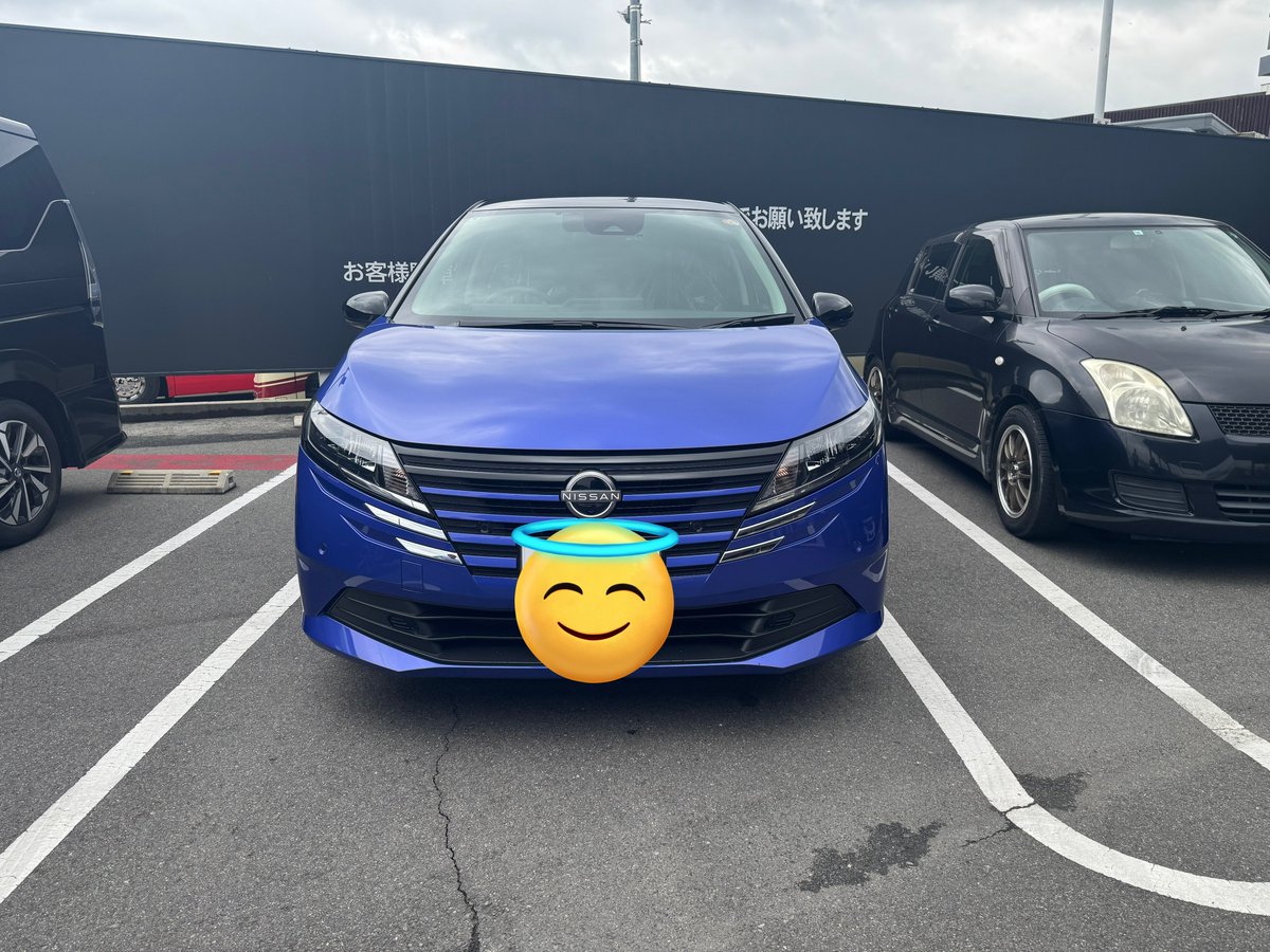 techu_techu_220's tweet image. 先月、スーパーに買い物に行くついでにこんなもの買っちゃいました！😆奥のSwiftくん、７年もいろんな思い出ありがとう😊