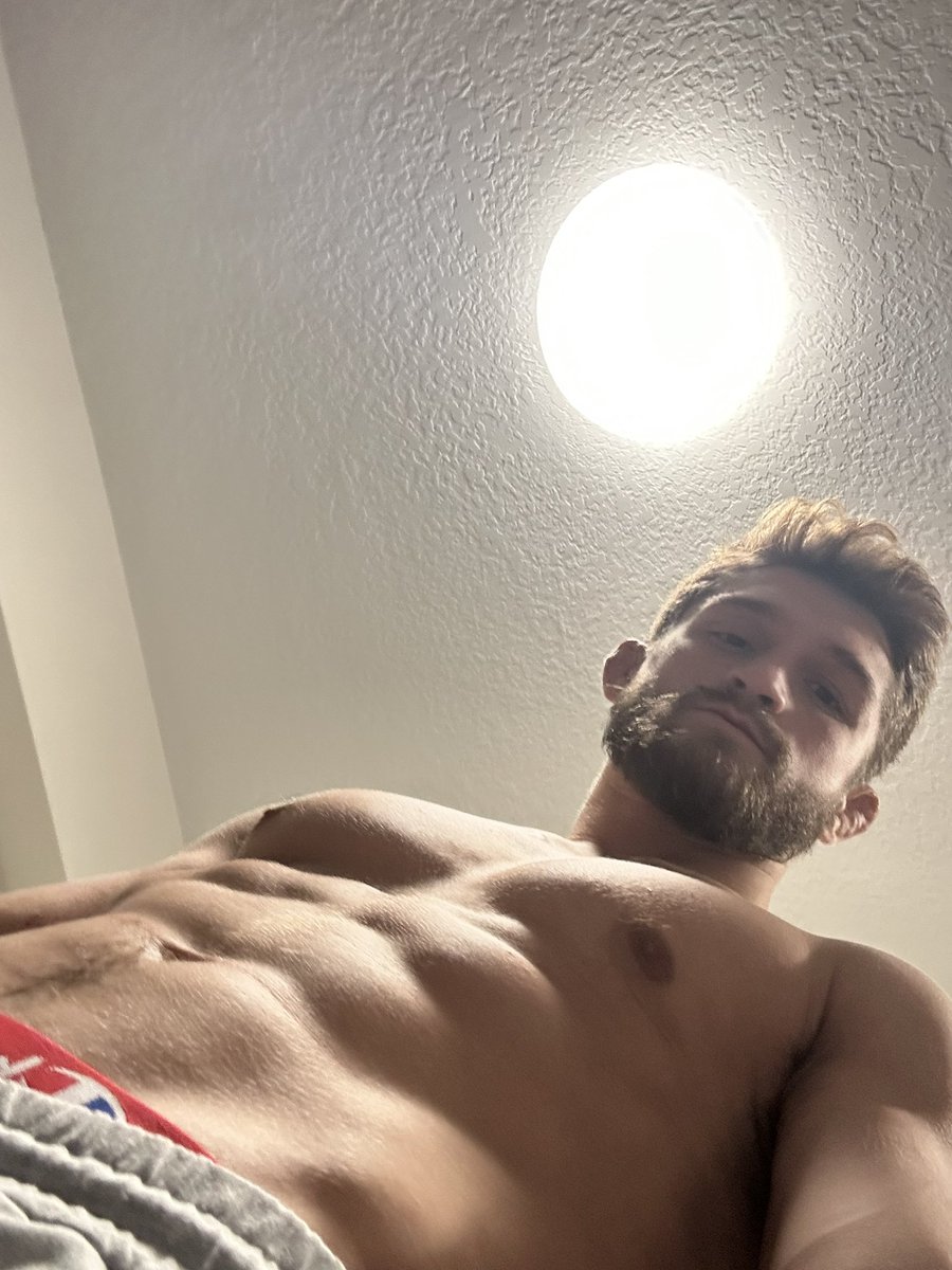 Doing customs on Onlyfans tonight. Let me know if you wanna see a live 

onlyfans.com/mastercolton