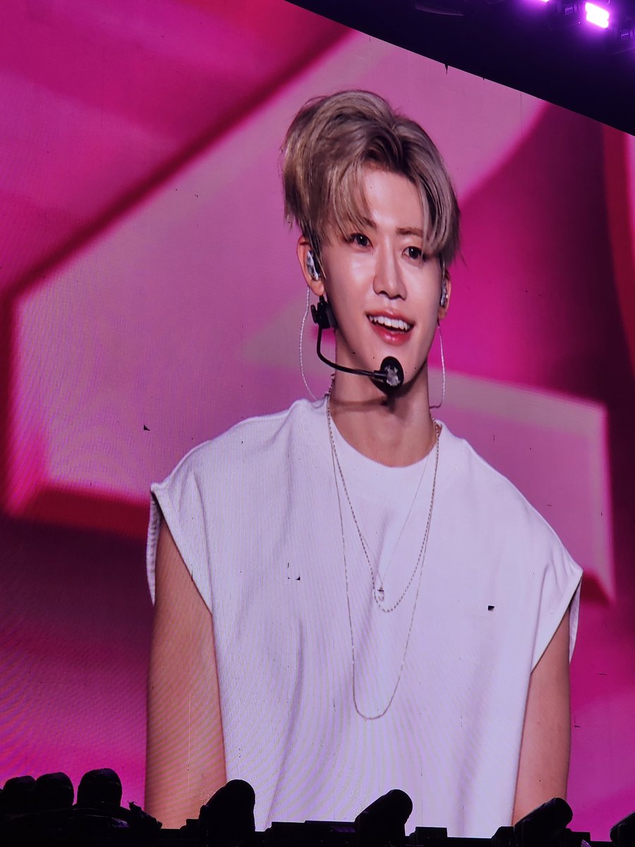jungshasa's tweet photo. JAEMIN IN BIG SCREEN 📸 https://t.co/2PdYlrzNjF
