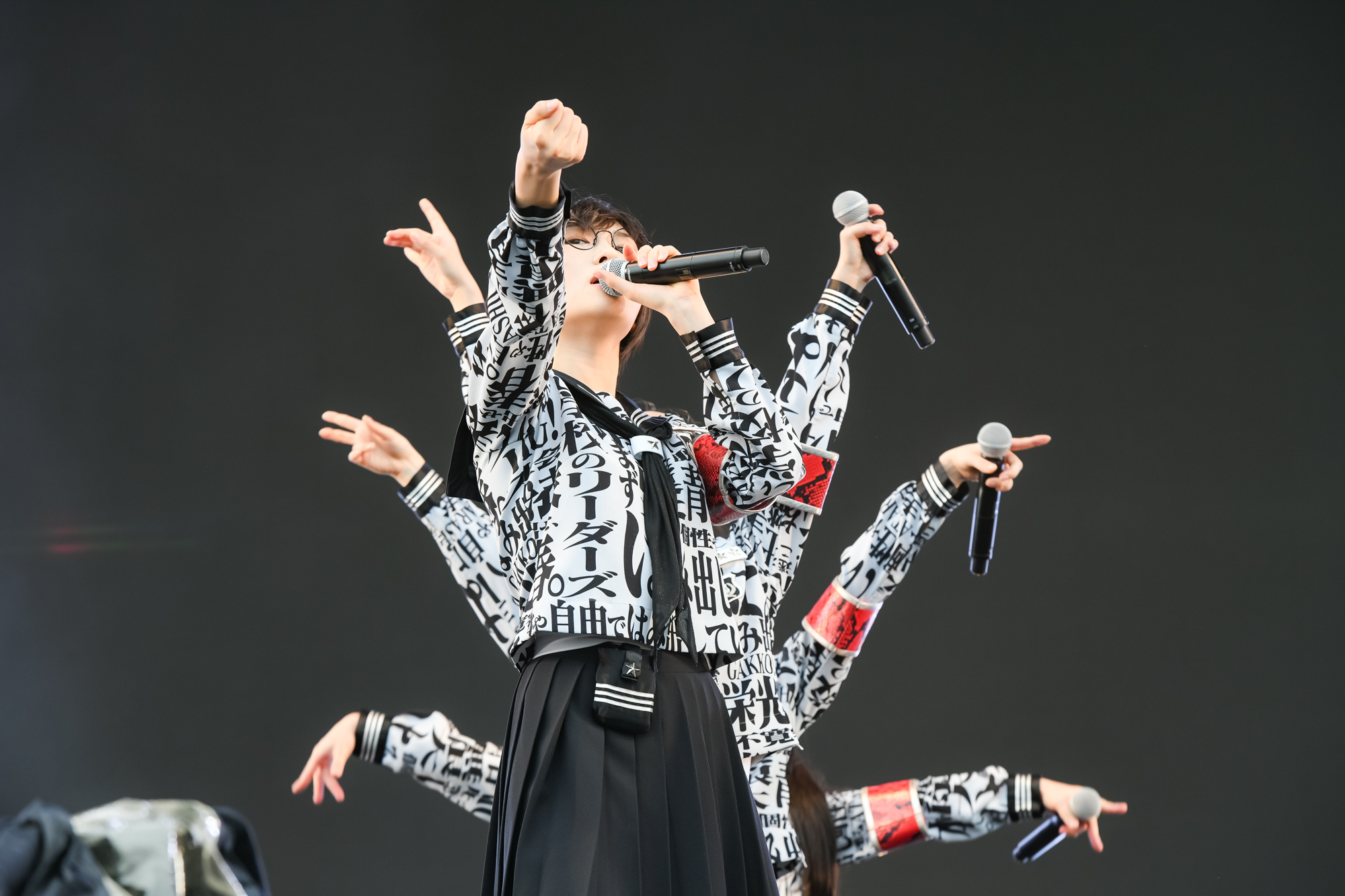 新しい学校のリーダーズサイン入りTシャツ　METROCK 2025 新しい学校のリーダーズサイン入りTシャツ METROCK 2025