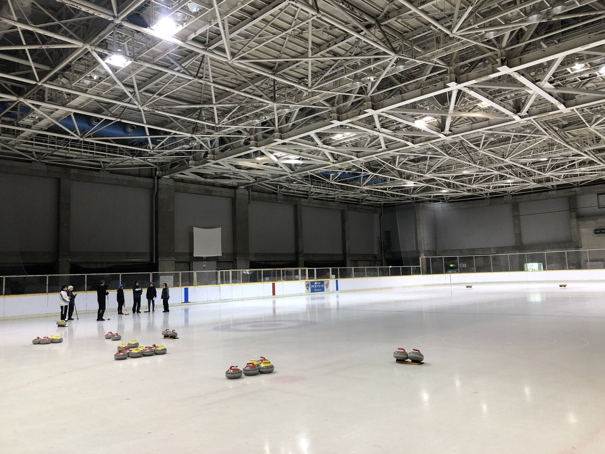 連休も終わりましたがまだまだシーズンは…と言いたいところではありますが、今月いっぱいで磐梯熱海アイスアリーナは営業終了…

そんな訳で、今月で今シーズンの地元での活動も一区切りです。^ ^;
次回は12日（月）19:30〜です。
その次、シーズン最後は26日（月）19:30〜です。
是非！^ ^♪