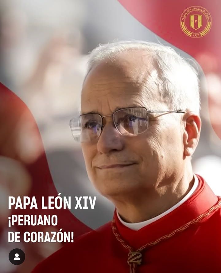 Claumdr95's tweet photo. El papa es de nacionalidad peruana, no lo creía, el papa es peruano, q orgullo, estoy tan felíz, q alegría, mi pías haciendo historia, el papa nos ama al Perú, q bonito le envío un mensaje a CHICLAYO Perú, es tan lindo😭❤️🇵🇪

la papa y el papa es peruano!!! ARRIBA EL PERÚ CARAJO! https://t.co/fn4Eu4XJPj