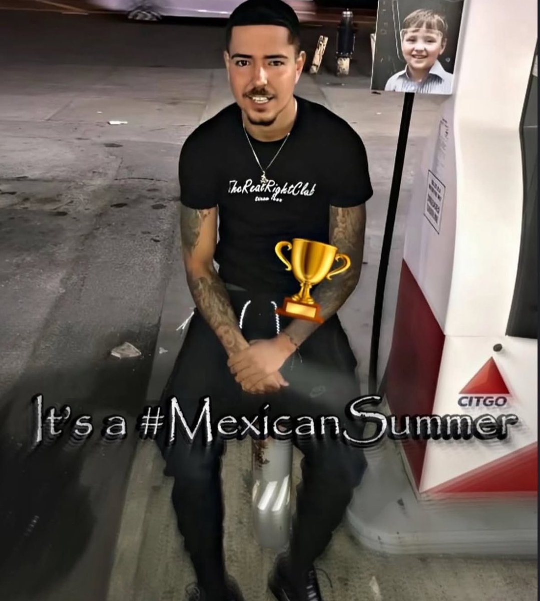 mor (@moristiko) on Twitter photo 