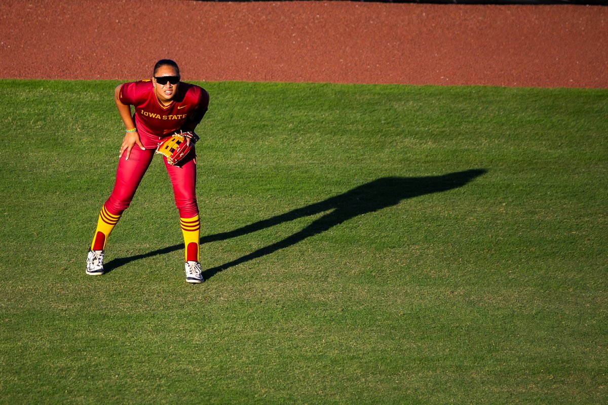 E6 | We're gonna need a rally 🪄

ISU 3, UA 6

🌪️🥎🌪️