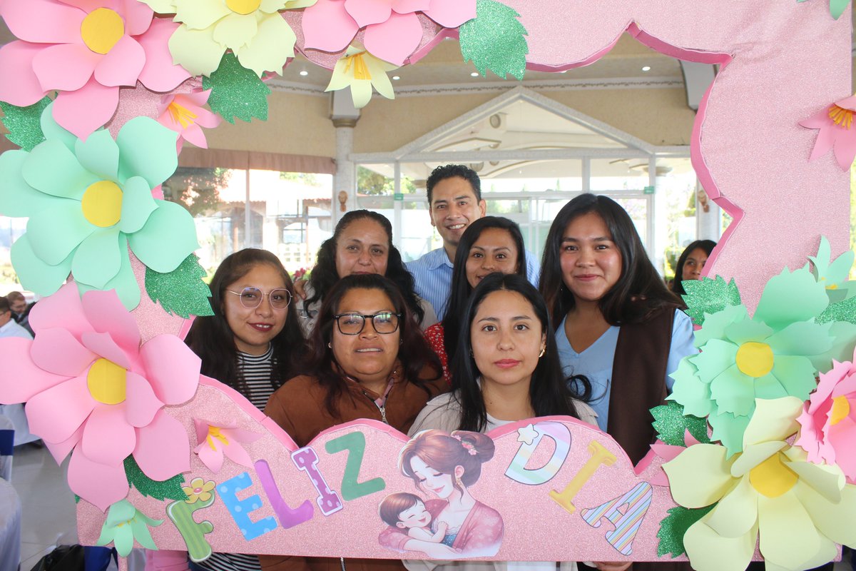 PolyRafiaMX's tweet image. 🌟 En Poly Rafia, SA de CV, celebramos y reconocemos a las mamás que día a día con determinación equilibran su vida personal y laboral. Gracias por ser la guía que ilumina nuestros caminos, el apoyo que nos fortalece y la inspiración que nos impulsa.

#DíaDeLasMadres #10demayo