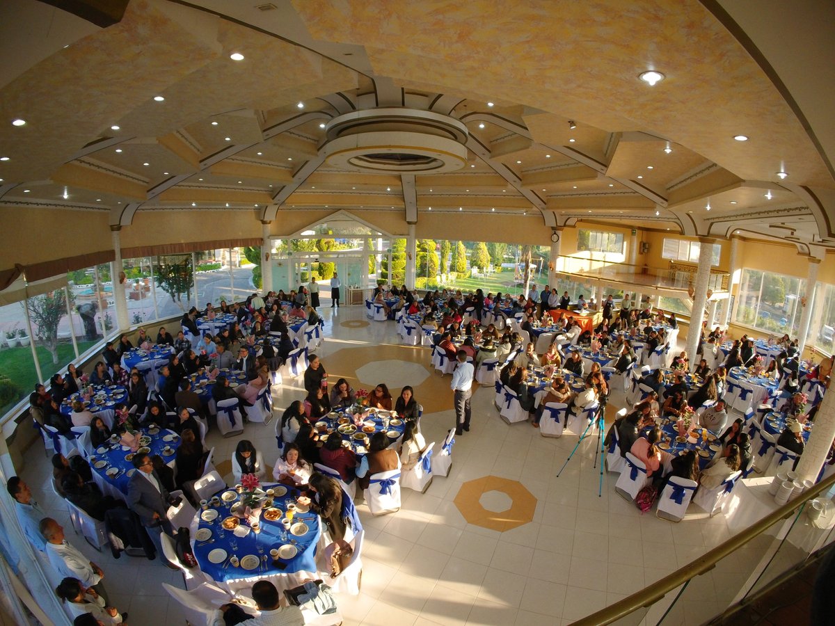 PolyRafiaMX's tweet image. 🌟 En Poly Rafia, SA de CV, celebramos y reconocemos a las mamás que día a día con determinación equilibran su vida personal y laboral. Gracias por ser la guía que ilumina nuestros caminos, el apoyo que nos fortalece y la inspiración que nos impulsa.

#DíaDeLasMadres #10demayo