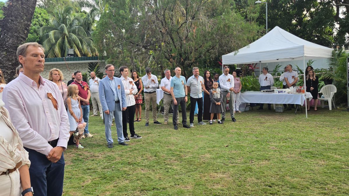 RussiaJamaica's tweet image. 🇷🇺 On May 7, a solemn event was held on the territory of the Russian Embassy in Jamaica with the participation of compatriots and Jamaican citizens who are friendly to our country, on the occasion of the 80th anniversary of the Victory in the Great Patriotic War.
🎖 Russian…