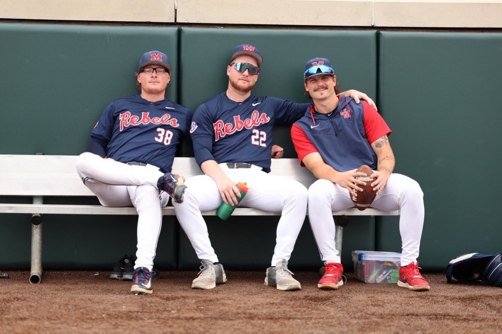 The Rebs take game 1 in Starkville 10-4 😎 

Run it back in 40 minutes for game 2