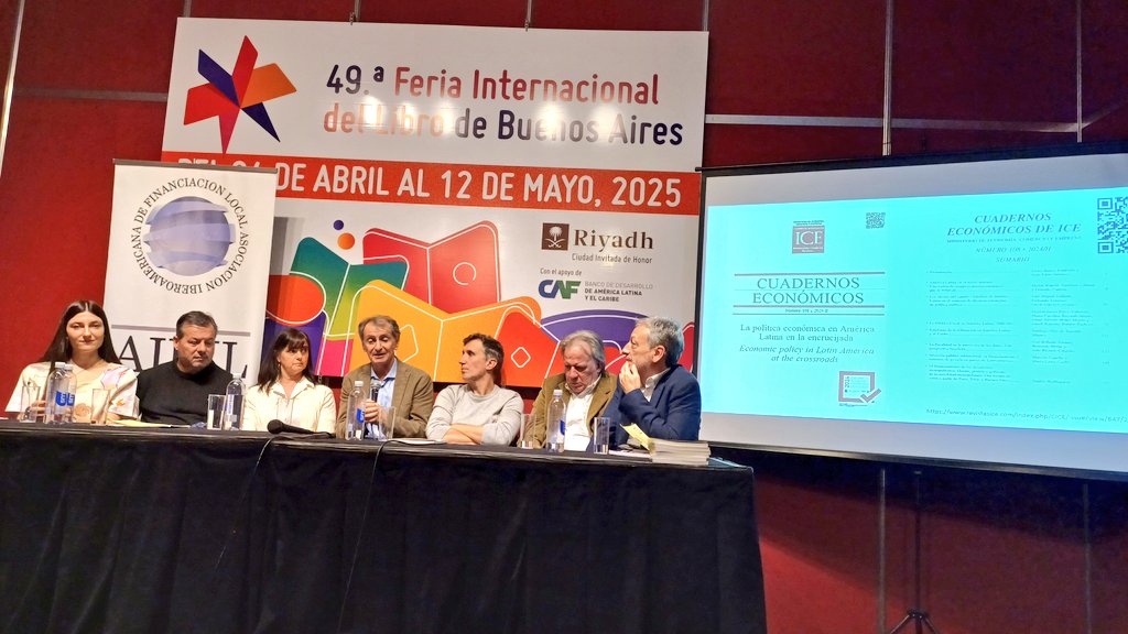 Mucho material para la reflexión en la presentación, coordinada por <a href="/silviastang/">Silvia Stang</a>, del número de Cuadernos Económicos editado por <a href="/aifil_jifl/">Asociación Iberoamericana de Financiación Local</a> en la Feria del Libro. La bifurcación de las políticas macro, el cambio climático, la inversión pública y la movilidad, a discusión.