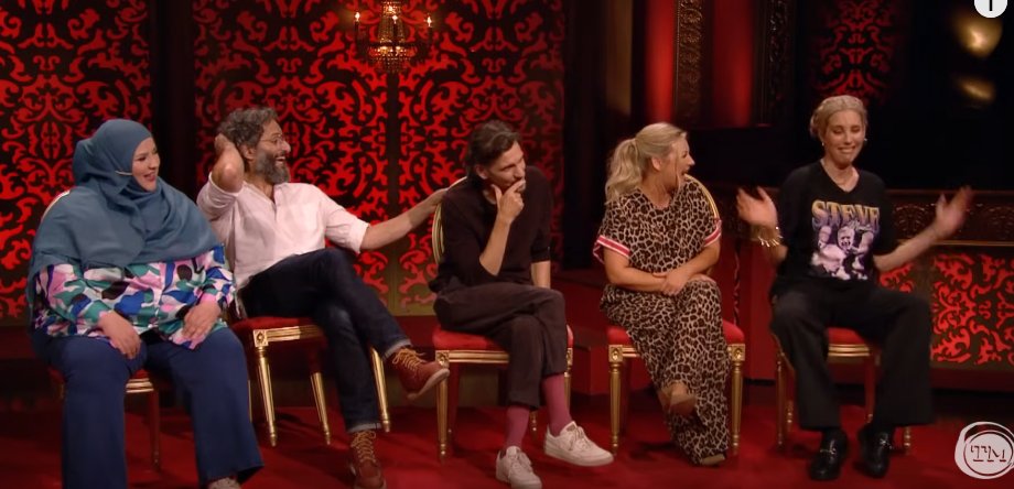 NoContextILite1's tweet image. I know this is not what I'm branded for but please I need to know how close a call Jason has gotten to nearly falling backwards I'm begging
#taskmasteruk #Taskmaster