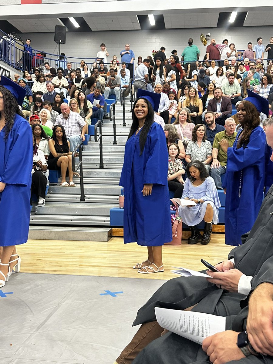 Congratulations to our Senior Graduates 🎓