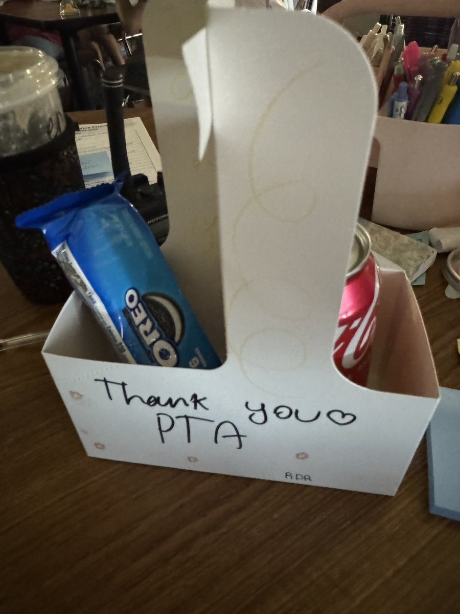 Thank you, <a href="/JenksPta/">Jenks PTA</a> for our room service! It was the perfect pick-me-up at the end of the week! <a href="/MJEjags/">Jenks Elementary</a> #mjejags