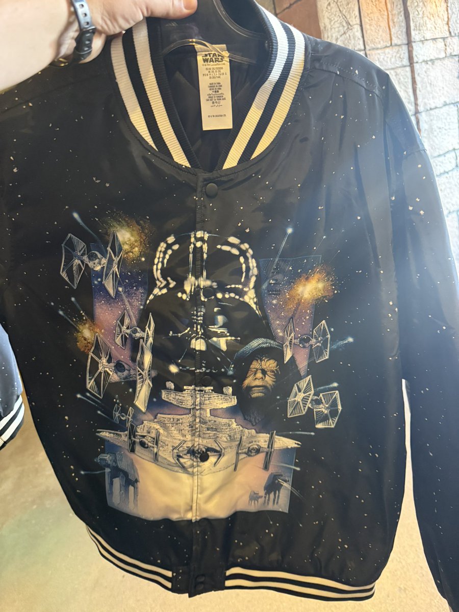 ParksAndCons's tweet image. #EmpireStrikesBack gets a new release of merch for its 45th. Included is a limited edition Hoth Leia doll ($150) #Disneyland