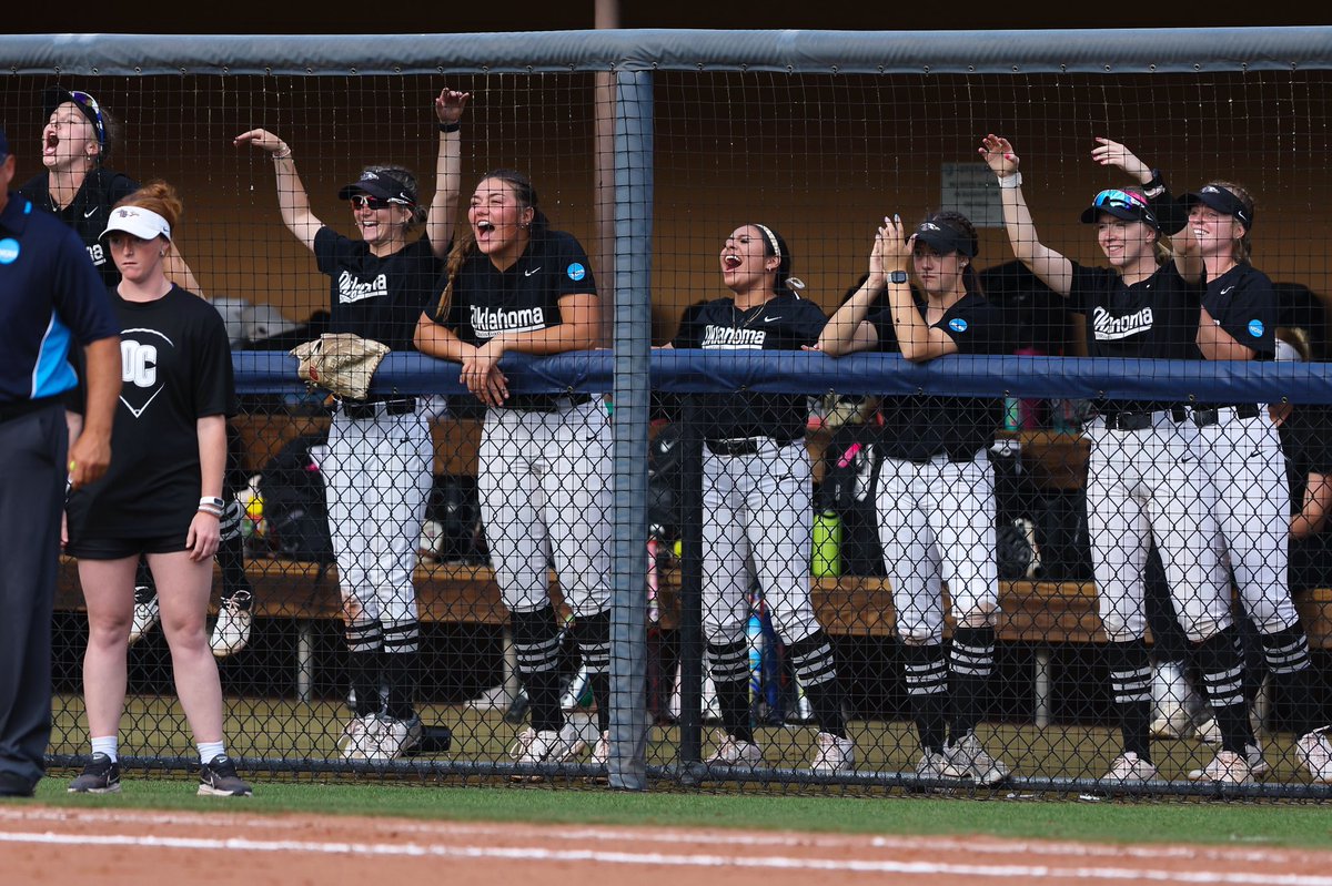 OC Eagles (@oceagles) on Twitter photo 𝙁𝙤𝙪𝙜𝙝𝙩 𝙗𝙖𝙘𝙠! 😤
After dropping game one yesterday at the <a href="/NCAADII/">NCAA Division II</a> South Central Regional, <a href="/OCeaglesSB/">OC Softball</a> wins both ✌️ contests today to reach the sub-region final! 😌
OC will face No. 1 UT Tyler tomorrow, May 10, at 1 p.m. CT! 🍿
#TalonsUp 𝙁𝙤𝙪𝙜𝙝𝙩 𝙗𝙖𝙘𝙠! 😤
After dropping game one yesterday at the <a href="/NCAADII/">NCAA Division II</a> South Central Regional, <a href="/OCeaglesSB/">OC Softball</a> wins both ✌️ contests today to reach the sub-region final! 😌
OC will face No. 1 UT Tyler tomorrow, May 10, at 1 p.m. CT! 🍿
#TalonsUp