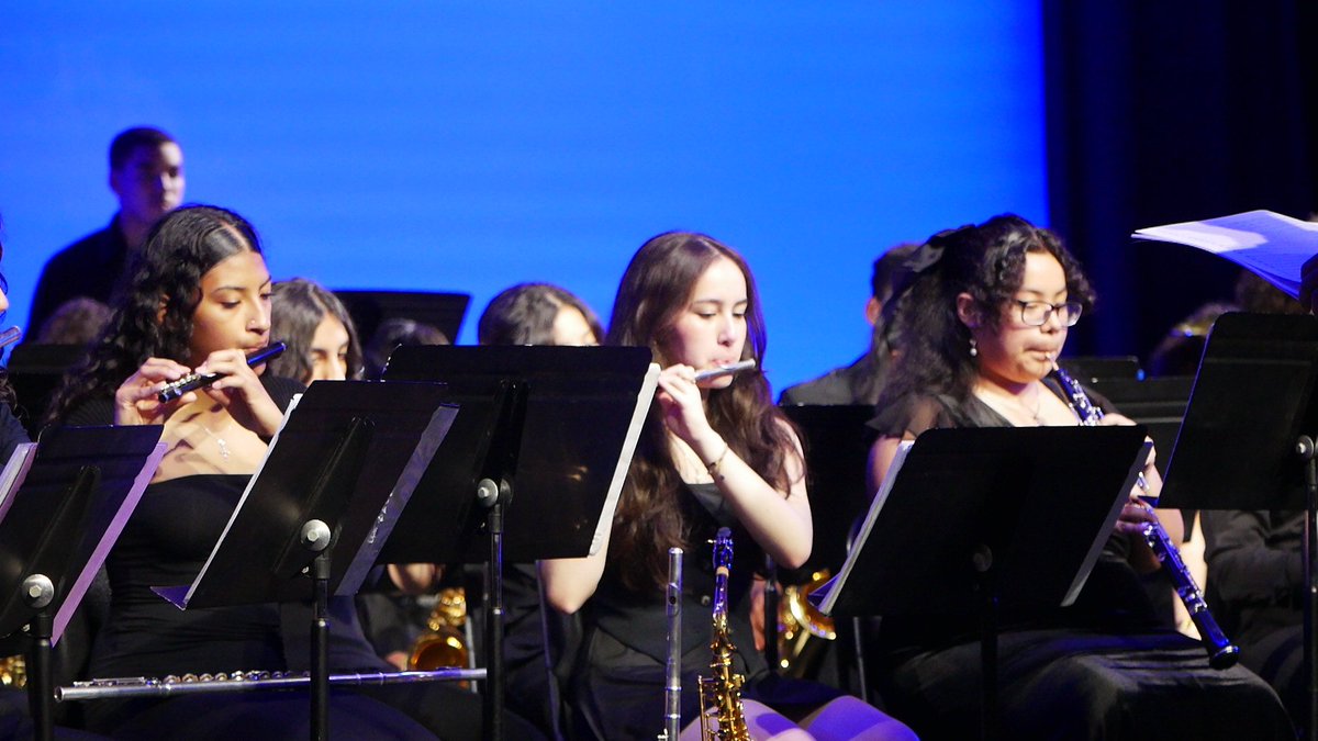 PCTIBands's tweet image. 🎶🎉 The PCTVS Spring Band Concert was a night to remember! From stunning solos to epic ensemble moments, our Concert &amp;amp; Jazz Bands wowed the crowd. 💛 Huge shoutout to the Class of 2025 seniors—your legacy of excellence and heart will never be forgotten! 🎓🌟 #PCTVS