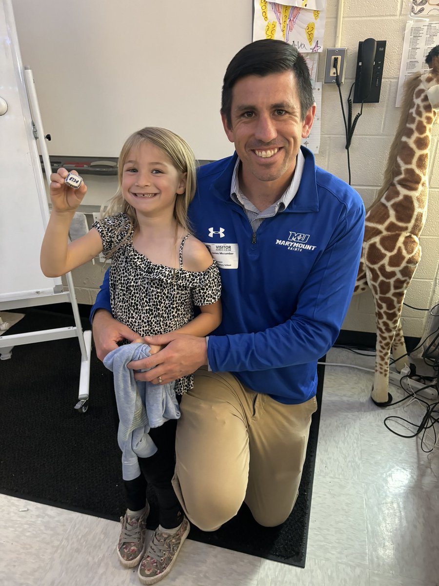 Jimmy McCumber (@mccumber_jimmy) on Twitter photo Had a great time presenting to Katie’s <a href="/EaglesParkside/">ParksideEagles</a> Elementary School about <a href="/MarymountSaints/">Marymount Athletics</a> and working in college athletics for Career Day Had a great time presenting to Katie’s <a href="/EaglesParkside/">ParksideEagles</a> Elementary School about <a href="/MarymountSaints/">Marymount Athletics</a> and working in college athletics for Career Day