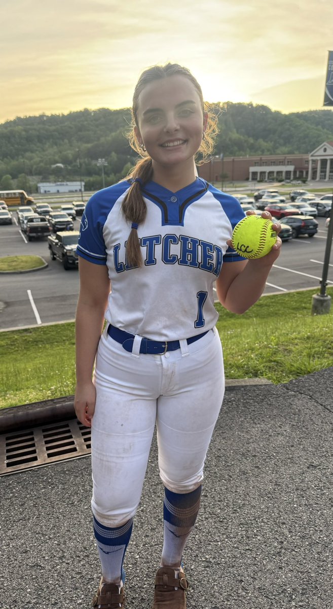 KY Fury Platinum Long (@f_platinumlong) on Twitter photo <a href="/s_stamper1/">Scarlett Stamper</a> surpasses 425 high school strikeouts. She repeatedly answers the bell , and looks to get 425 more before it’s over . <a href="/FuryPlatinum/">FuryPlatinumSoftballClub</a> <a href="/s_stamper1/">Scarlett Stamper</a> surpasses 425 high school strikeouts. She repeatedly answers the bell , and looks to get 425 more before it’s over . <a href="/FuryPlatinum/">FuryPlatinumSoftballClub</a>