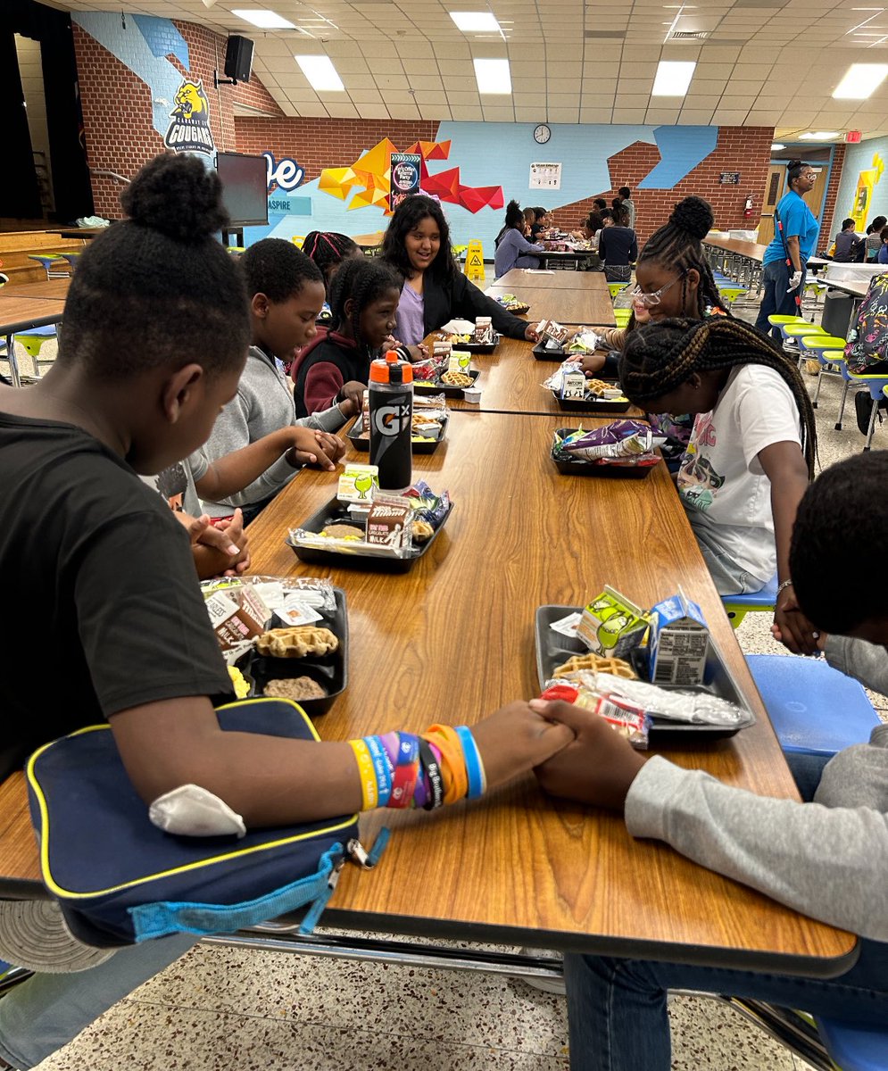 Kory ⚜️ (@kojessie) on Twitter photo A staff member caught some Cougars praying at lunch today! ✊🏽🙏🏽🐾💙💛 #ShineYourLight <a href="/CarawayES_AISD/">Caraway Elementary</a> I love these kids! A staff member caught some Cougars praying at lunch today! ✊🏽🙏🏽🐾💙💛 #ShineYourLight <a href="/CarawayES_AISD/">Caraway Elementary</a> I love these kids!