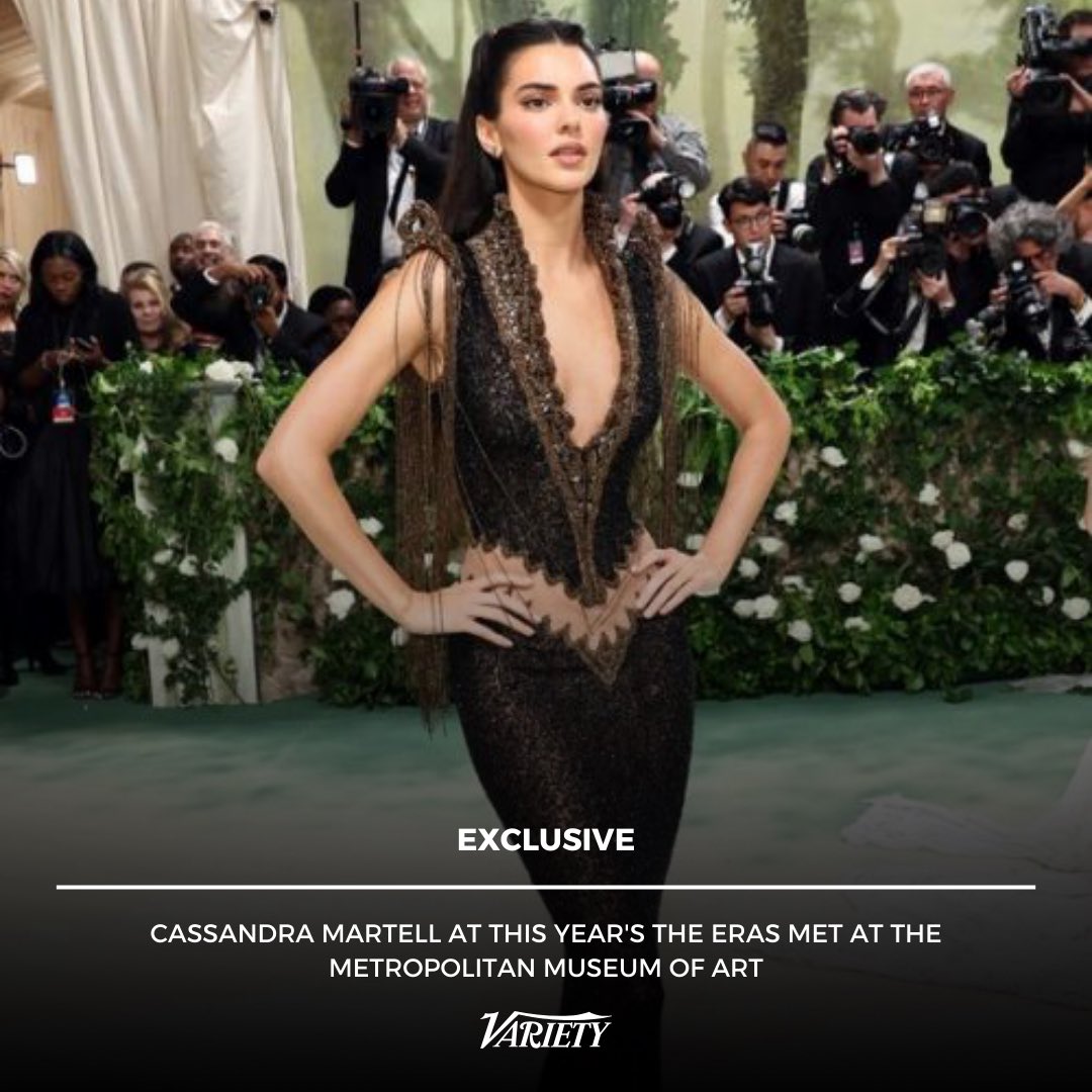 𝗩𝖺𝙧𝗂𝗲t𝘆 ᴿᴾ
+ content in #VarietyRP
𝗘͟𝘅͟𝗰͟𝗹͟𝘂͟𝘀͟𝗶͟𝘃͟𝗲͟ • Review • Interviews • More

🗞️  𝘕𝘦𝘸𝘴: 𝗖𝗮𝘀𝘀𝗮𝗻𝗱𝗿𝗮 𝗠𝗮𝗿𝘁𝗲𝗹𝗹 (<a href="/herfirewings/">cass 𓋜</a>) arrives at this year's <a href="/TheErasMetRP/">ꔋ𝘩𝗲 𝗘𝙧𝖺𝙨 𝝡𝗲t ᴿᴾ</a> at the Metropolitan Museum of Art.