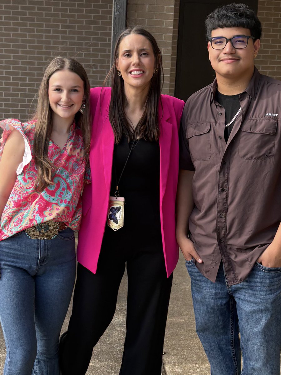 Riane Gammill (@r_gammill) on Twitter photo Incredible day at <a href="/TISDTHS/">Tomball High School</a>! Celebrated my Chick-fil-A Leadership Academy students at their end-of-year banquet, then joined Dr. Zamora & our amazing Student Ambassadors for lunch at Pecos Grill. Beyond PROUD of these bright, service-driven leaders! #TISDProud #FutureLeaders Incredible day at <a href="/TISDTHS/">Tomball High School</a>! Celebrated my Chick-fil-A Leadership Academy students at their end-of-year banquet, then joined Dr. Zamora & our amazing Student Ambassadors for lunch at Pecos Grill. Beyond PROUD of these bright, service-driven leaders! #TISDProud #FutureLeaders