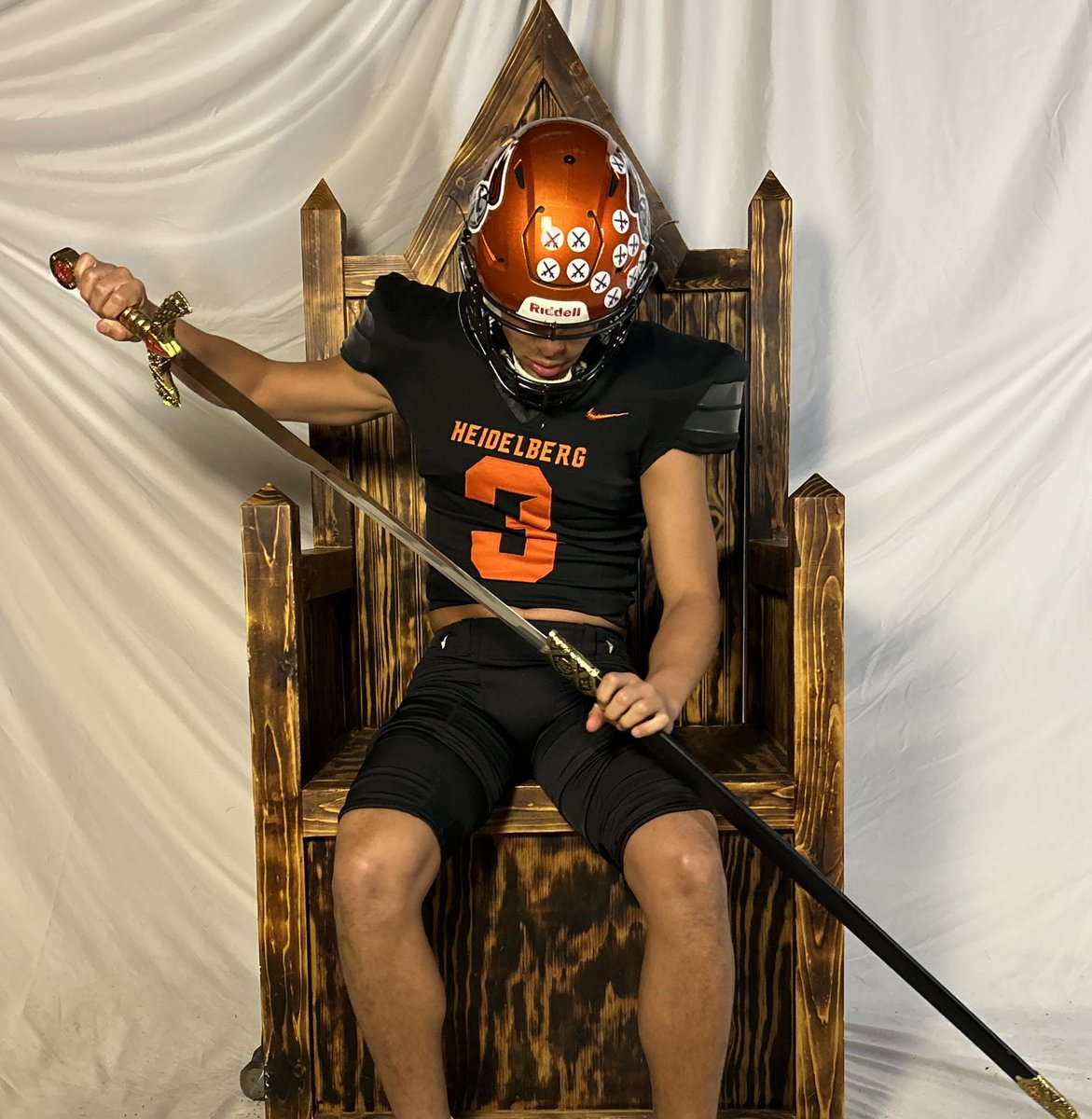 D’Angelo(DLO)Bonilla (@_dangelo_b) on Twitter photo After a lot of thought and prayer, I'm blessed to announce my commitment to continue my academic and athletic career at Heidelberg University! Huge thanks to my family, coaches, and everyone who has supported me along the way.
<a href="/coachjasonlewis/">Jason Lewis</a>
<a href="/CoachGroody17/">Mickey Groody</a>
<a href="/CoachJMolina/">Coach Joe</a> After a lot of thought and prayer, I'm blessed to announce my commitment to continue my academic and athletic career at Heidelberg University! Huge thanks to my family, coaches, and everyone who has supported me along the way.
<a href="/coachjasonlewis/">Jason Lewis</a>
<a href="/CoachGroody17/">Mickey Groody</a>
<a href="/CoachJMolina/">Coach Joe</a>