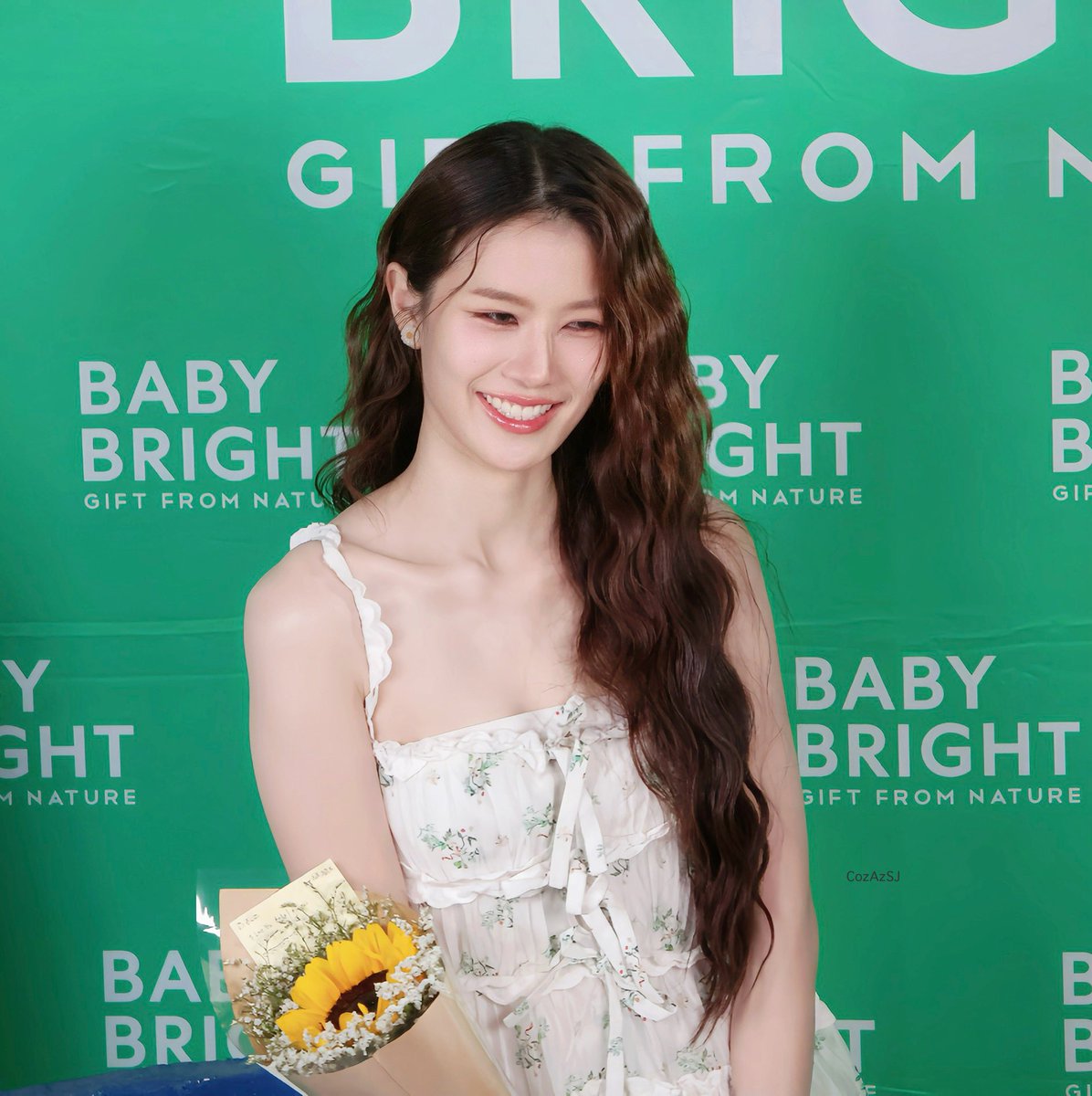 Cozaz_SJ's tweet photo. (เทสที่สร้าง Vs ร่างที่เป็น) 😂
ชุดจะสวยแค่ไหน ลูกก็หล่ออยู่ดี 🥰
ANDA BLOOMING 10
#BBXEBwithAnda
#andaanunta
#ท้องฟ้าของอันดา https://t.co/5MaNPDncBA